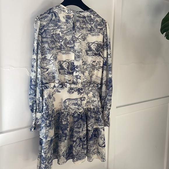 Toile Print Mini Dress - Picture 8 of 9